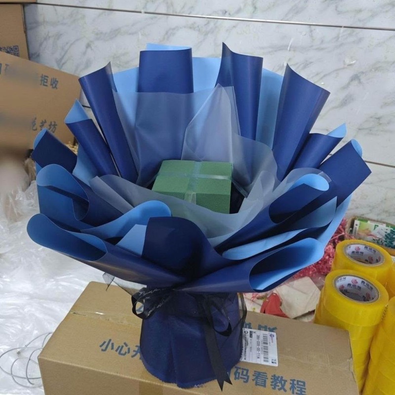DIY 材料包花束外殼（寶藍），內附花泥